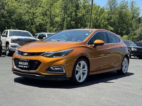 Used 2017 Chevrolet Cruze Premier FWD image 26