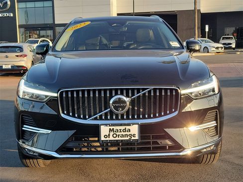 Used 2023 Volvo XC60 B5 Plus image 23