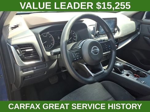 Used 2021 Nissan Rogue SV FWD image 16