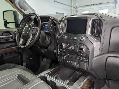 Certified 2021 GMC Sierra 2500 Denali w/ Denali Ultimate Package AWD/4WD image 48