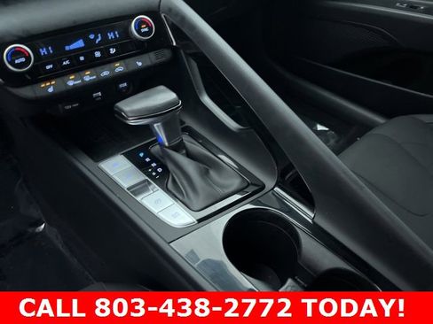 Used 2021 Hyundai Elantra SEL w/ Convenience Package image 25