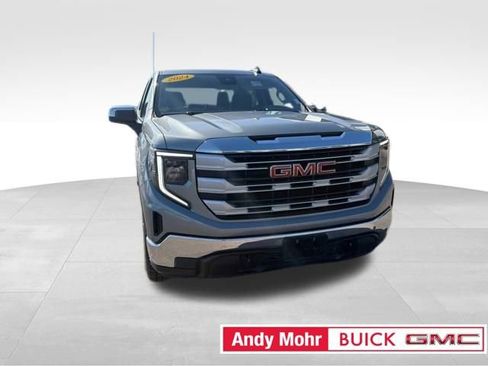 Used 2024 GMC Sierra 1500 SLE image 4