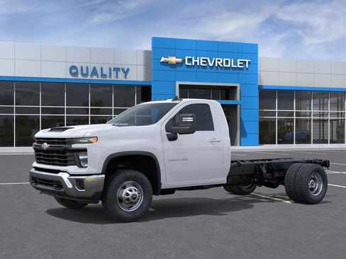 New 2026 Chevrolet Silverado 3500 W/T w/ WT Convenience Package RWD image 2
