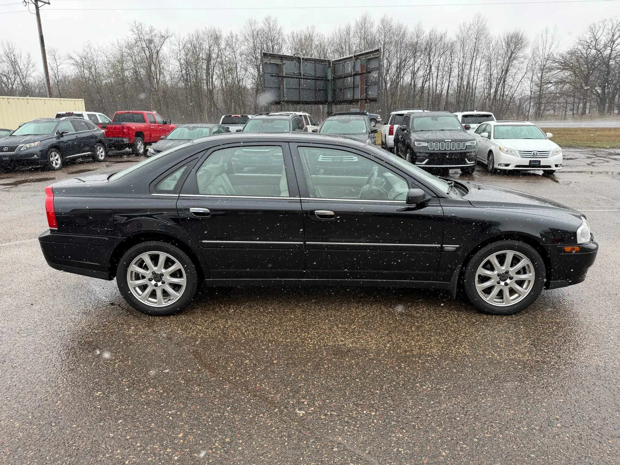 Used 2004 Volvo S80 2.5T AWD/4WD image 4