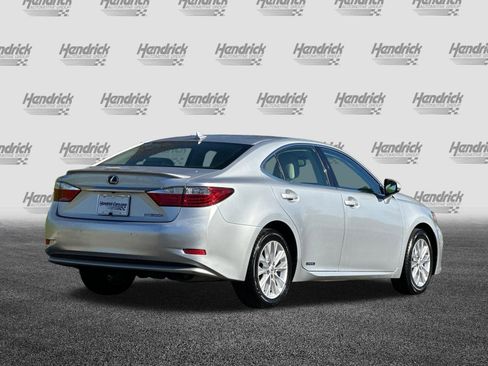 Used 2013 Lexus ES 300h image 5