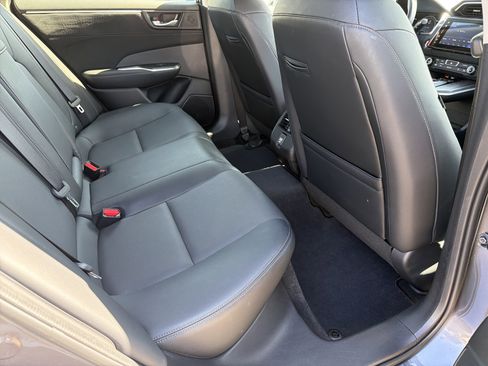 Used 2018 Honda Clarity Touring image 16