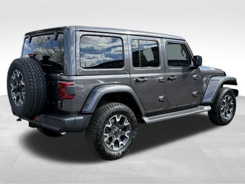 New 2026 Jeep Wrangler Sahara image 7