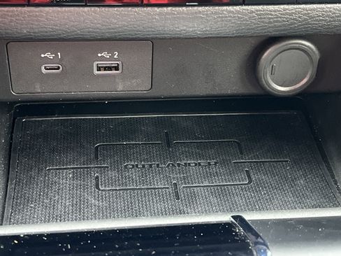 Used 2024 Mitsubishi Outlander ES image 7