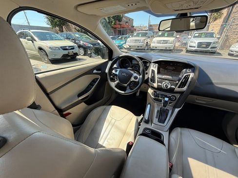 Used 2012 Ford Focus SEL image 15