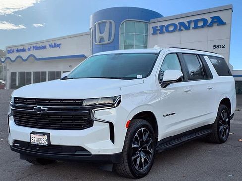 Used 2022 Chevrolet Suburban RST w/ Luxury Package image 1