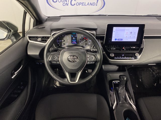 Used 2025 Toyota Corolla SE FWD image 17