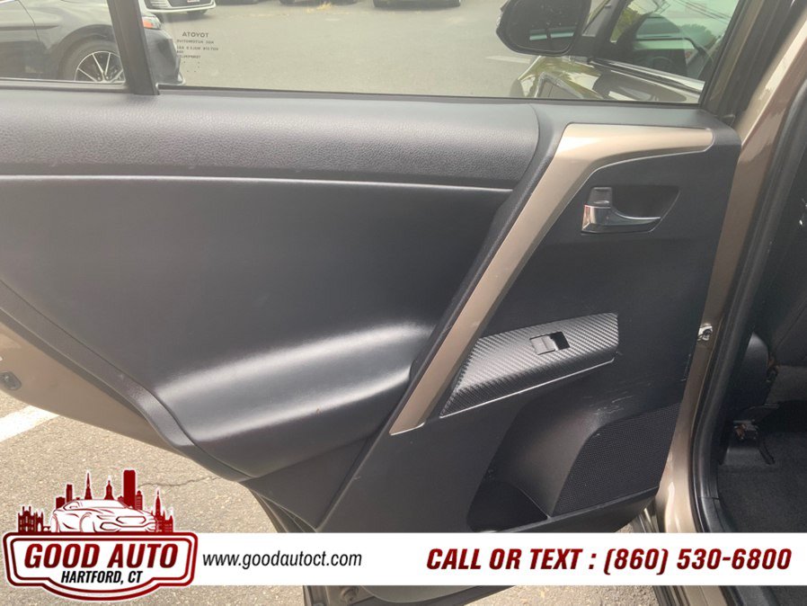 Used 2015 Toyota RAV4 Limited w/ Technology Package AWD/4WD image 8