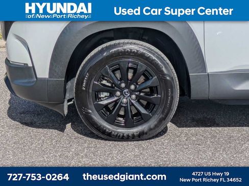 Used 2025 MAZDA CX-50 AWD 2.5 Hybrid w/ Premium Pkg image 10