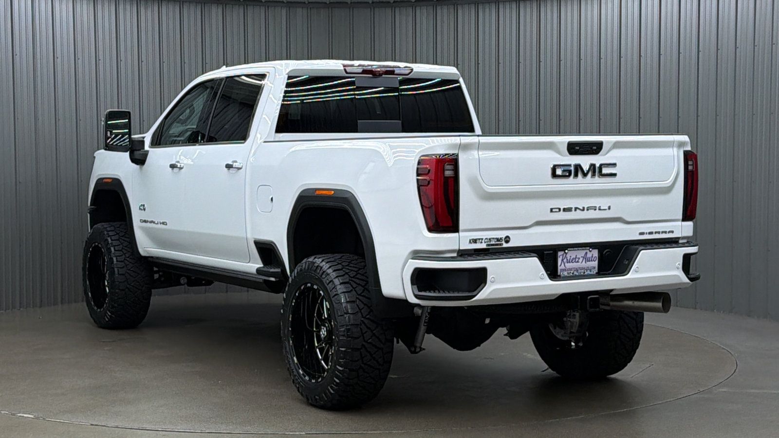 Used 2026 GMC Sierra 2500 Denali Ultimate AWD/4WD image 3