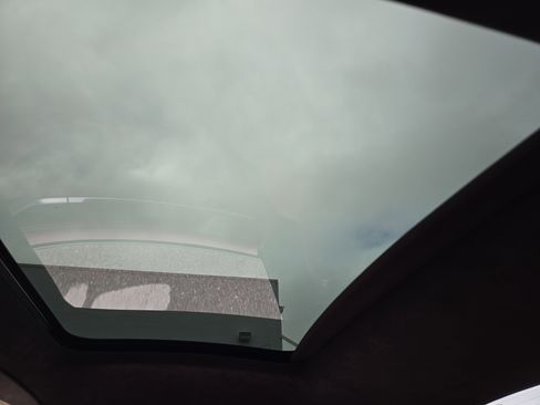 Used 2021 Porsche 911 Turbo image 18