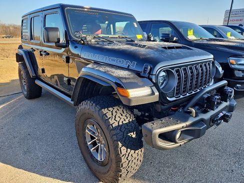 Used 2024 Jeep Wrangler Unlimited Rubicon 392 image 3