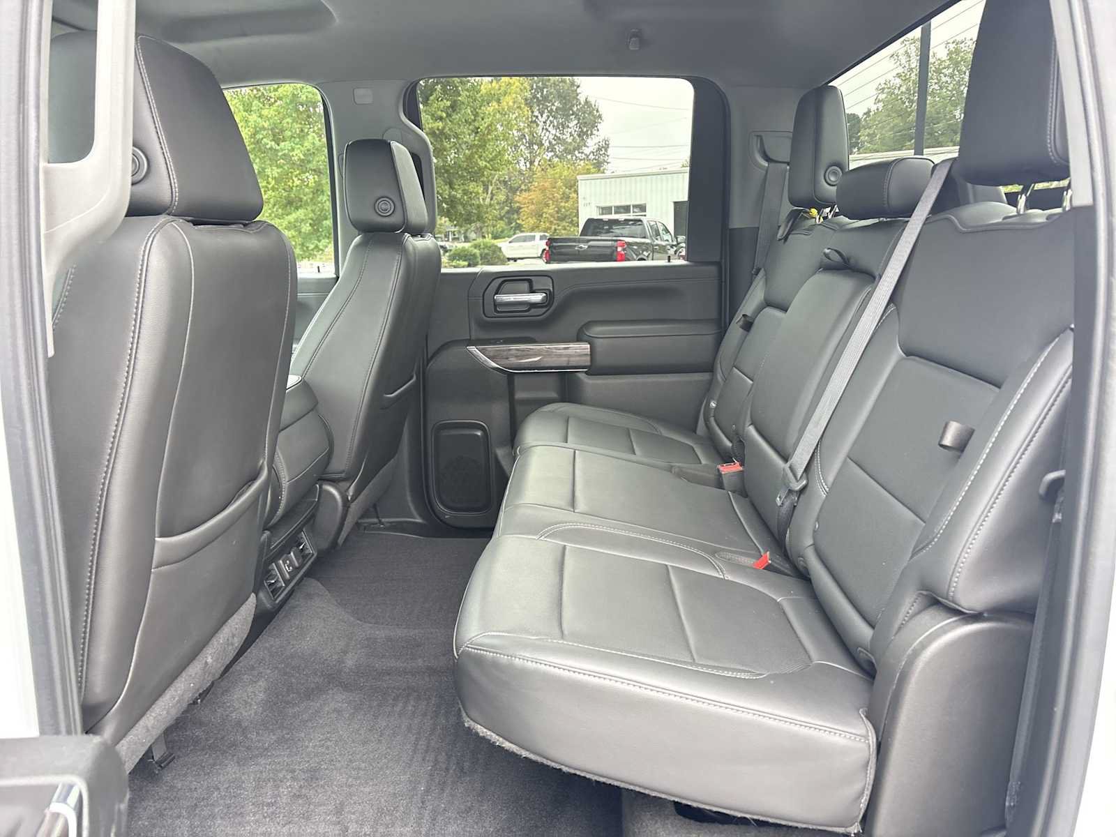 Used 2020 Chevrolet Silverado 2500 LTZ AWD/4WD image 23