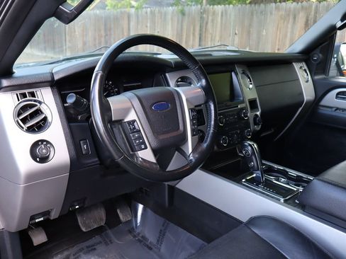 Used 2015 Ford Expedition Limited w/ Equipment Group 301A AWD/4WD image 15