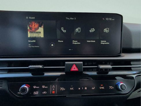 New 2026 Kia Sportage EX FWD image 24