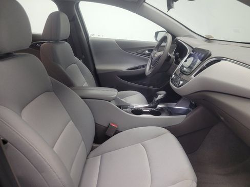 Used 2021 Chevrolet Malibu LT FWD image 21