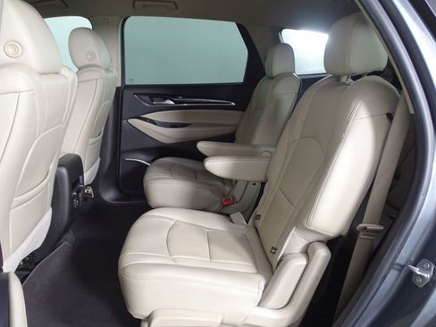 Used 2020 Buick Enclave Essence w/ LPO, Luxury Package image 11