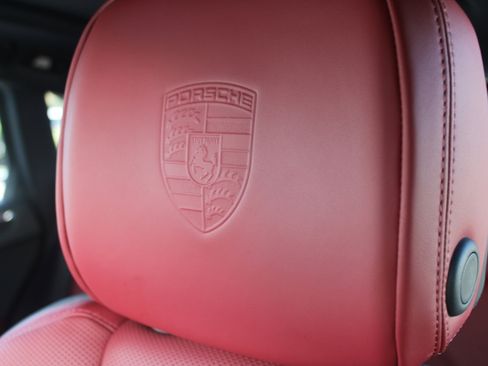 New 2026 Porsche Macan S AWD/4WD image 25