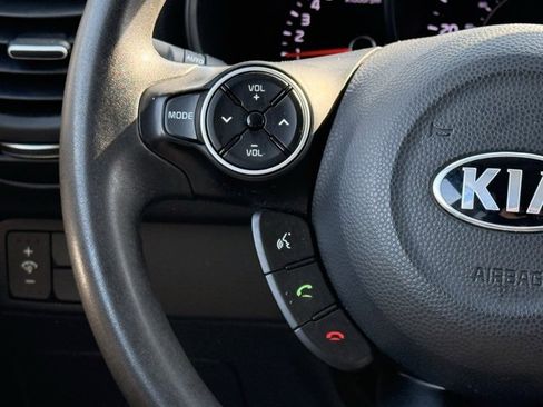 Used 2019 Kia Soul image 21