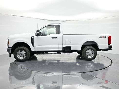 New 2026 Ford F250 XL w/ XL Chrome Package image 9