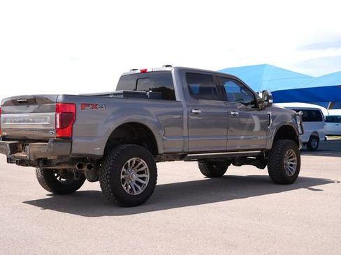 Used 2021 Ford F250 Platinum AWD/4WD image 4