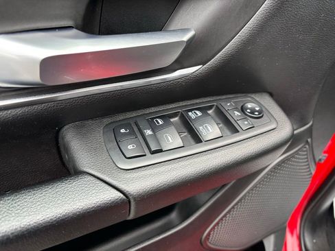 Used 2019 RAM 1500 Big Horn image 13