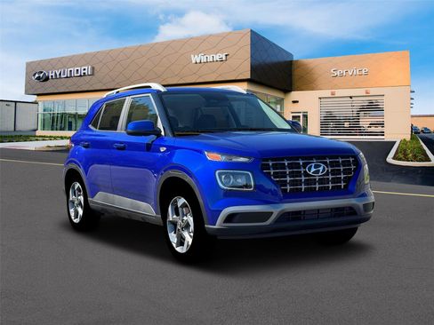 New 2026 Hyundai Venue SEL FWD image 11