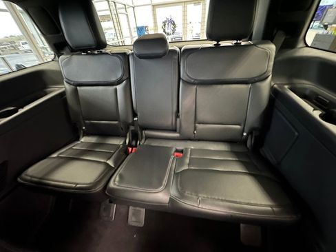 New 2025 Ford Expedition Platinum w/ Stealth Performance Package image 20