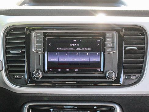 Used 2017 Volkswagen Beetle 1.8T SE image 16