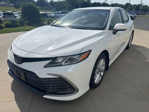 Used 2023 Toyota Camry LE AWD/4WD image 3
