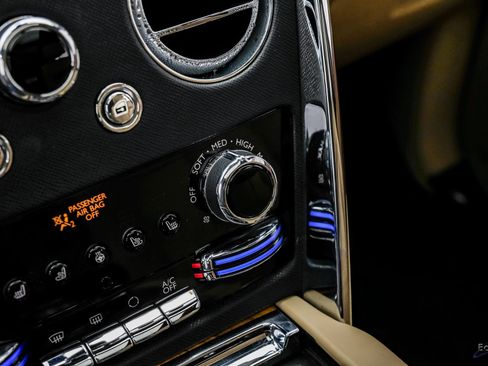 Used 2019 Rolls-Royce Cullinan AWD/4WD image 73