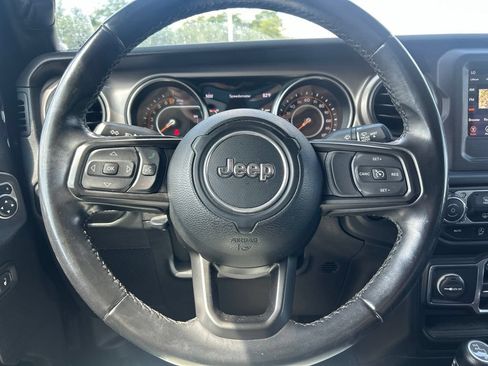 Used 2020 Jeep Gladiator Sport w/ Quick Order Package 24S AWD/4WD image 11