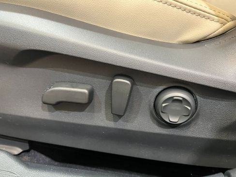 Certified 2025 Subaru Legacy Limited AWD/4WD image 12