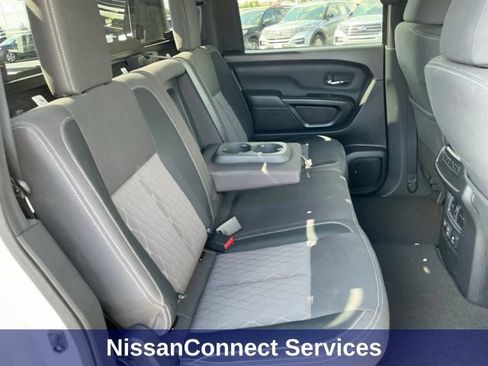 Used 2024 Nissan Titan SV AWD/4WD image 22