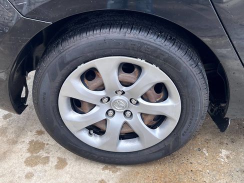 Used 2013 MAZDA MAZDA3 i Sport image 10