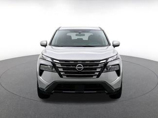 Used 2025 Nissan Rogue SV FWD video 2