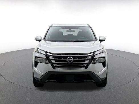 Used 2025 Nissan Rogue SV FWD image 2