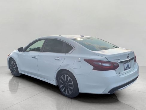 Used 2018 Nissan Altima 2.5 SL FWD image 5