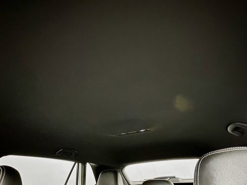 Used 2022 Volkswagen Atlas Cross Sport SE image 20