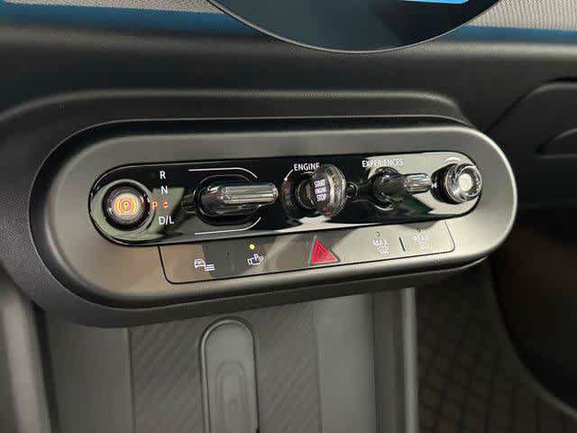 Used 2026 MINI Cooper 4-Door Hardtop FWD image 21