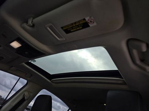 Used 2021 Lexus ES 350 w/ Premium Package image 19