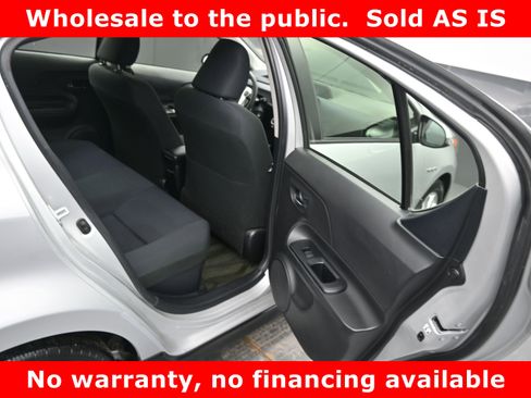 Used 2017 Toyota Prius C Two image 10