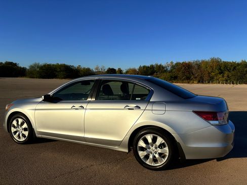 Used 2008 Honda Accord EX-L image 41