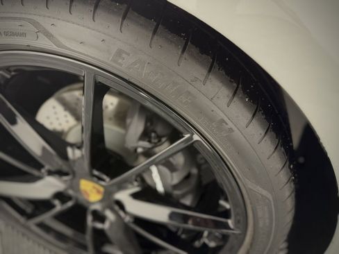 Certified 2024 Porsche 911 Carrera T image 14