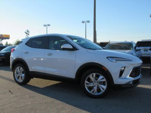 New 2026 Buick Encore GX Preferred w/ Comfort Package image 2