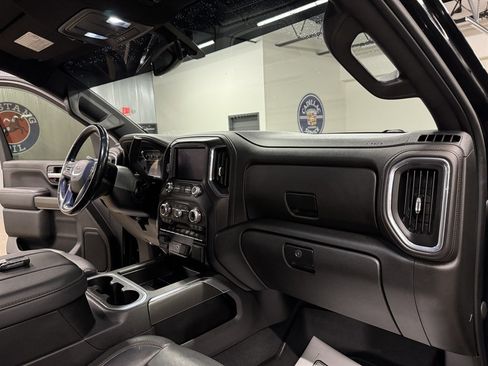 Used 2023 GMC Sierra 2500 AT4 w/ Gooseneck/5TH Wheel Package AWD/4WD image 39